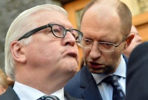 Ο δυσαρεστημένος προϊστάμενος Στάινμάγιερ και ο πειθήνιος υφιστάμενος Γιάτσενιουκ