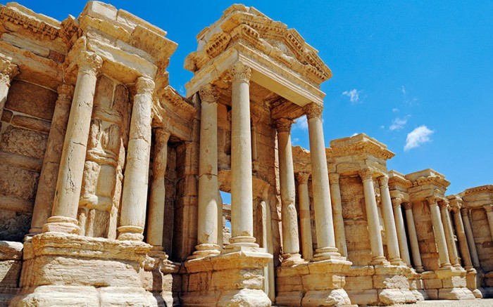 Palmyra_-_Theater_3304112k