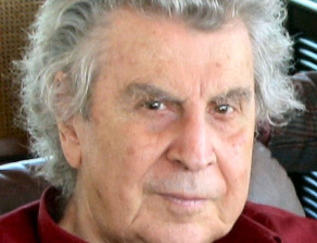 Mikis2004