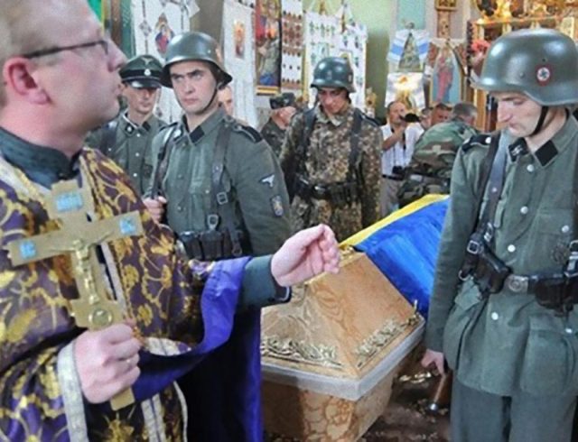 NAZI UKRANIA
