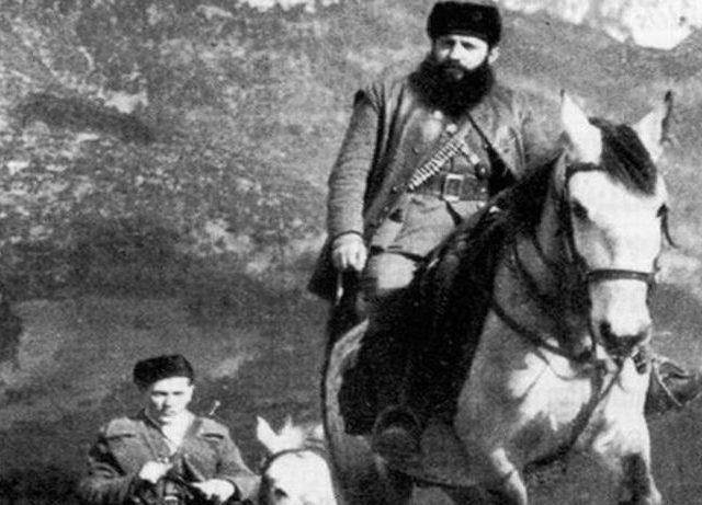 αρης-Βελουχιώτης (1)