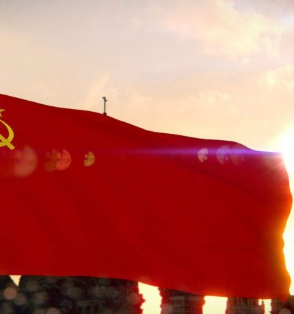 The-banner-of-the-Soviet-Union-728×455 (1)