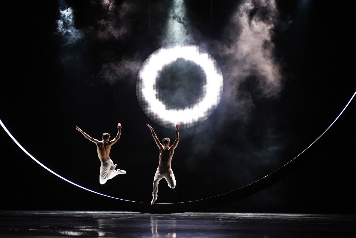foto-galaxias-1-foniadakis-ethniko-lyriki
