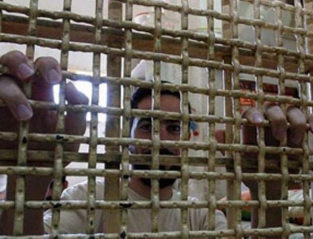 prisoners