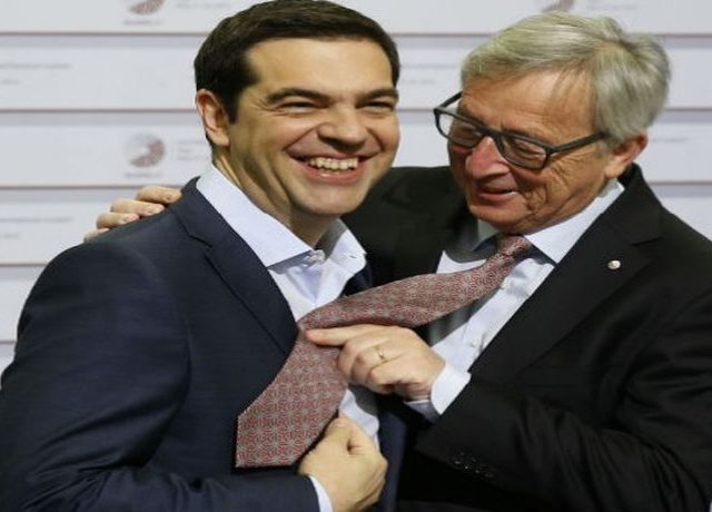 tsipras-juncker-gravata-630