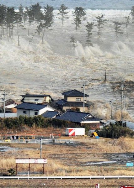 indonesia-tsunami-1