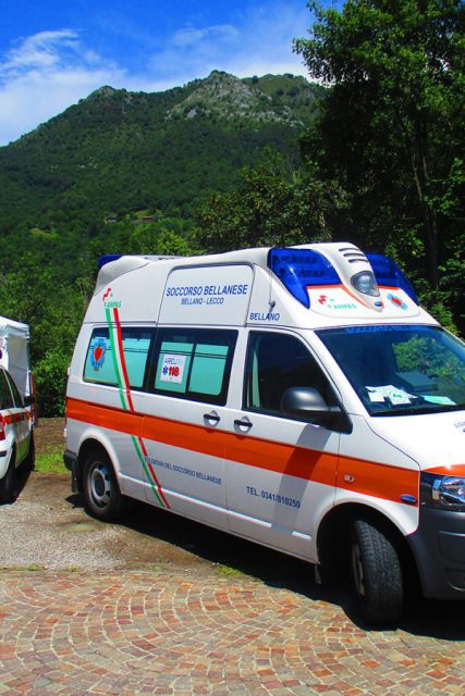 Ambulances_in_Italy
