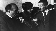 Bertolt Brecht (rechts) mit Kurt Weill und Lotte Lenya