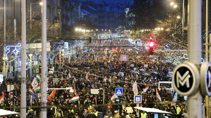 hungary-protest-1