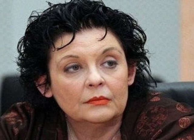 LIANA KANELH