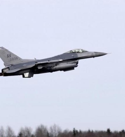 f16