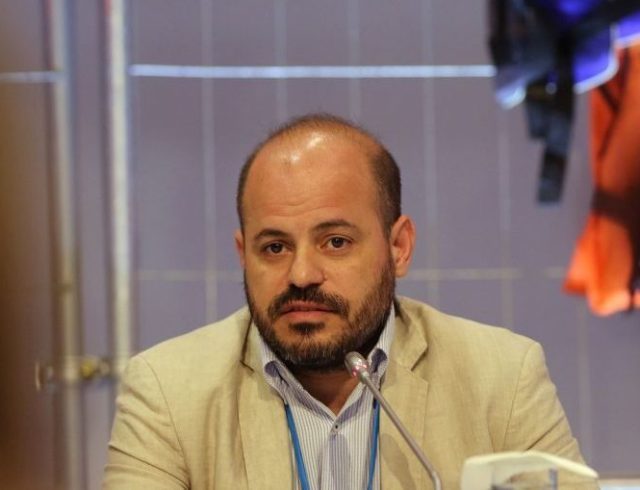 lefteris-papagiannakis-772×509