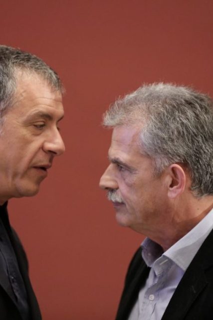 theodorakis_danellis_aftodioikisi