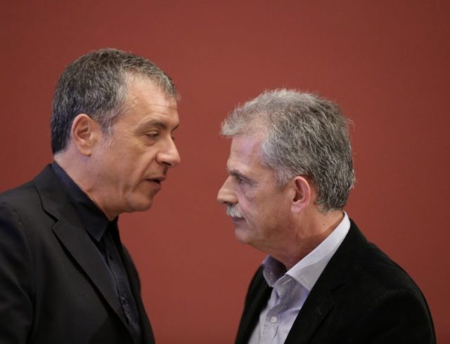 theodorakis_danellis_aftodioikisi