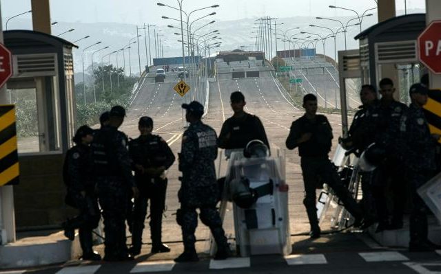 venezuela-political-crisis-02