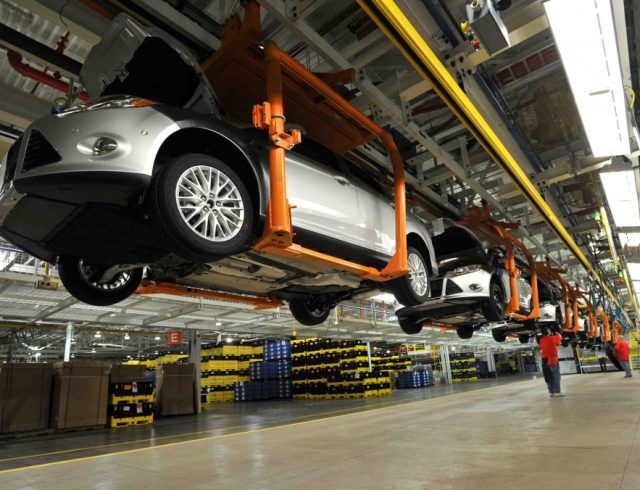 Ford-Focus-production-1024×676