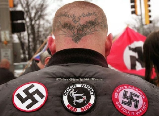 NEONAZI A