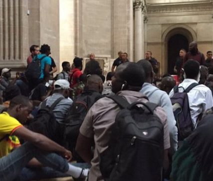 kosmos-katalipsi-pantheon-parisi-2019-7-12