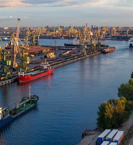 russia-st-petersburg-big-port-1-fit
