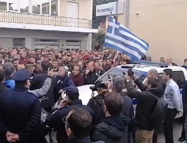 xios_sygkentrosi_aftodioikisi