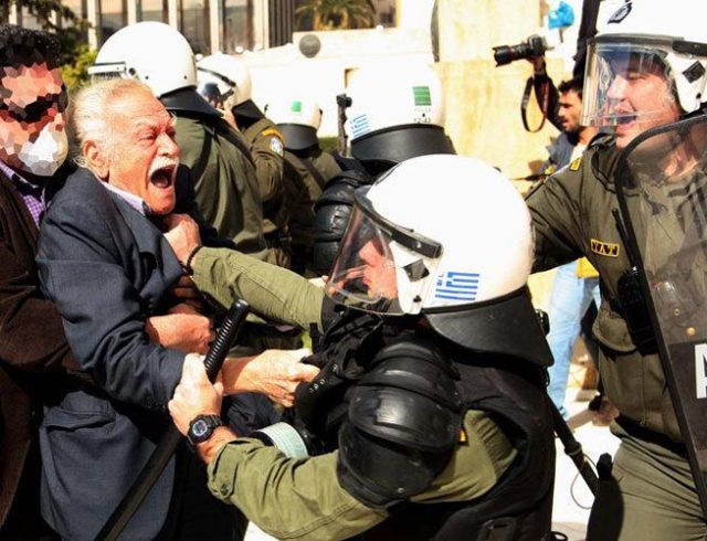 glezos-feat-2