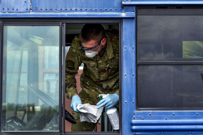 mask_usa_army-696×464