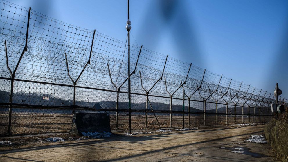 korea-dmz-fence-gty-ps-190610_hpMain_16x9_992