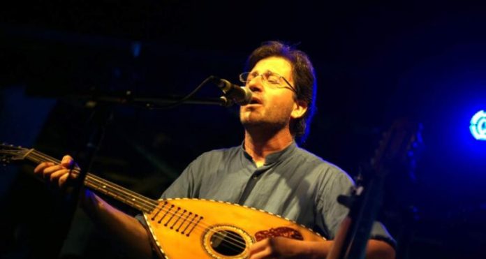 thanasis-750×400-1-696×371