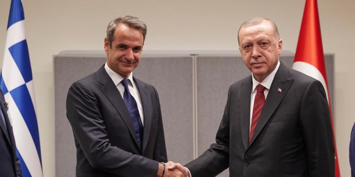 mitsotakis-erdogan-xeirapsia-simaies