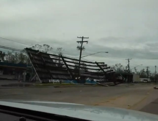 hurricane-laura
