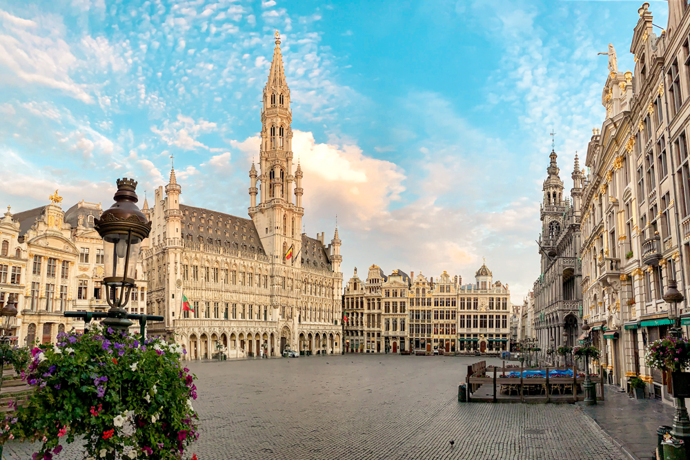 Kentriki-Grand-place-Square-Brussels-Travelen