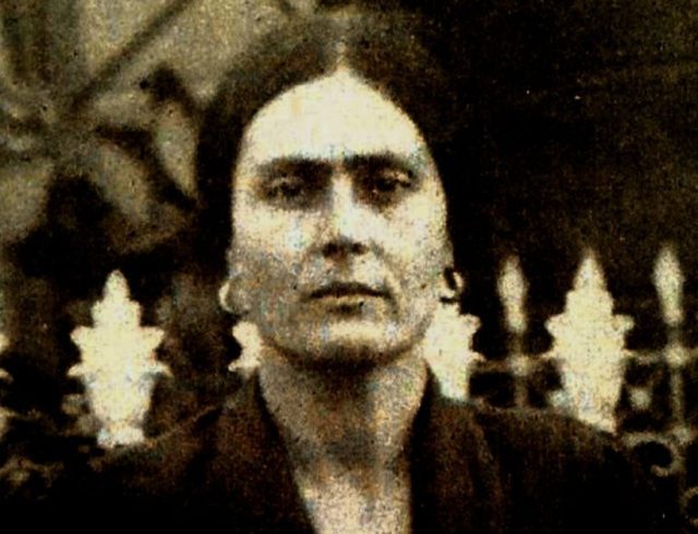 Αγγέλα Παπάζογλου