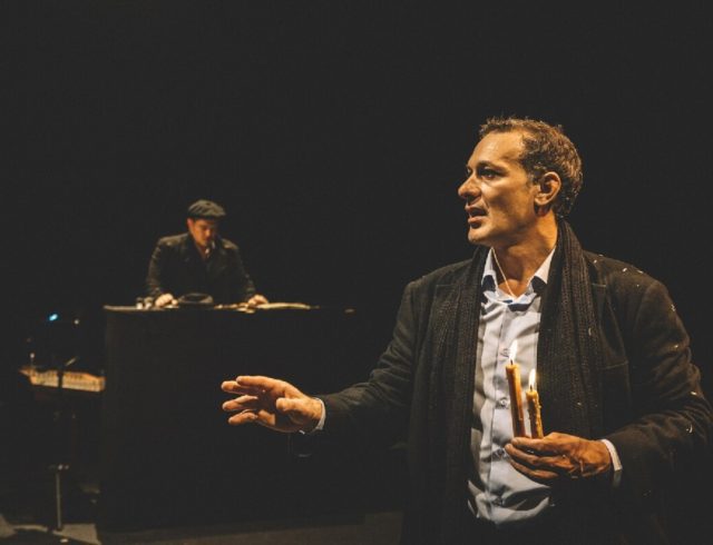 ΑΜΕΡΙΚΑΝΟΣ ΠΑΠΑΔΙΑΜΑΝΤΗ, ΘΑΝΑΣΗΣ ΣΑΡΑΝΤΟΣ