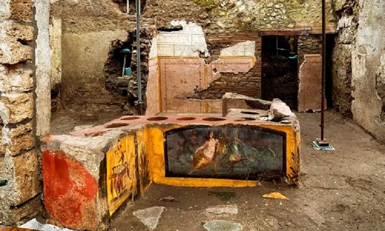 italy-pompeii-fast-food2b