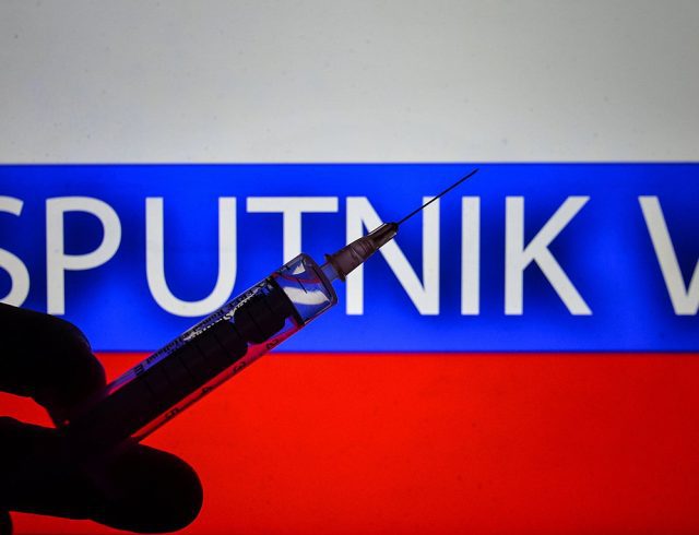 sputnik-v-rosiko-embolio-koronoios_252863_221706_type13262