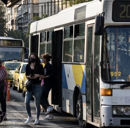 Λεωφορεία κορωνοϊός