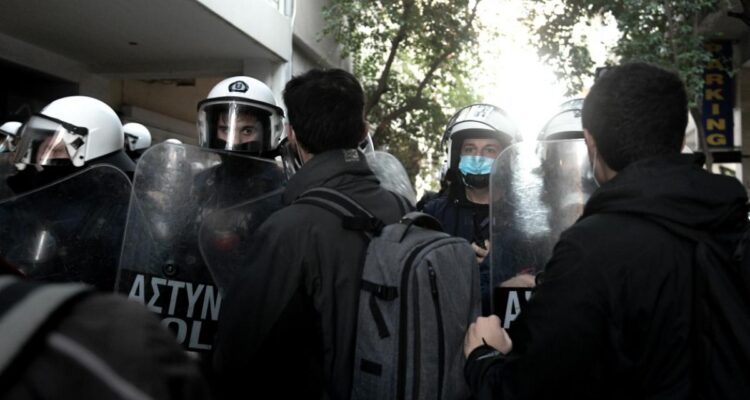 police-750×400