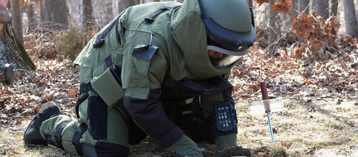 antibombistiki_stolh_01
