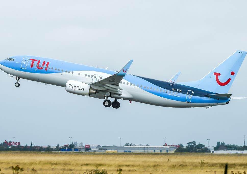 tui-plane