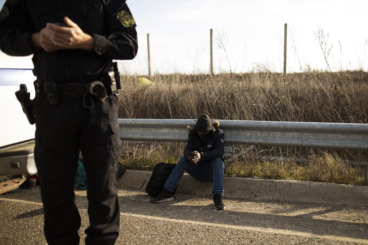 army; borders; buffer zone; crisis; crossing; Evros; fence; flow; immigrants; immigration; Kastanies; migrants; Migration; refugees; Turkey; Έβρος; Καστανιές; Τουρκία; μετανάστες; μετανάστευση; μετανάστης; μεταναστευτικό; προσφυγικό; πρόσφυγας; πρόσφυγες; ροές; στρατιωτικός; στρατιώτης; στρατός; συνοριογραμμή; σύνορα; σύρματα; φράχτης;