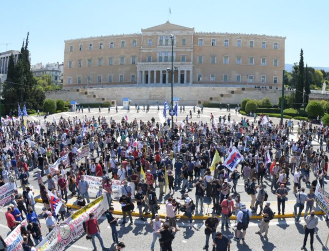 syntagma-10