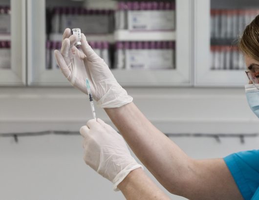 Athens; Evangelismos; Healthcare; Vassilis Kikilias; coronavirus; covid-19; hospital; nurse; pandemic; vaccination; virus; Αθήνα; Βασίλης Κικίλιας; Εμβόλιο; Ευαγγελισμός; Υγεία; Υπουργός Υγείας; εμβολιασμοί; εμβολιασμός; εμβολιαστικό πρόγραμμα; ιός; κορονοϊός; κορωνοϊός; νοσηλευτής; νοσηλεύτρια; νοσοκομείο; πανδημία;