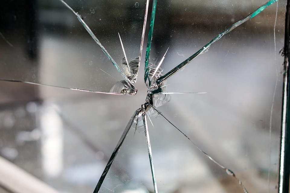 5c8ab2cc-29e3-47c9-a0b2-7cb9e3d76c73_glass-1497232_960_720