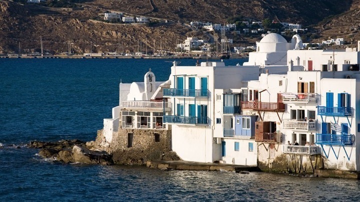 mikonos