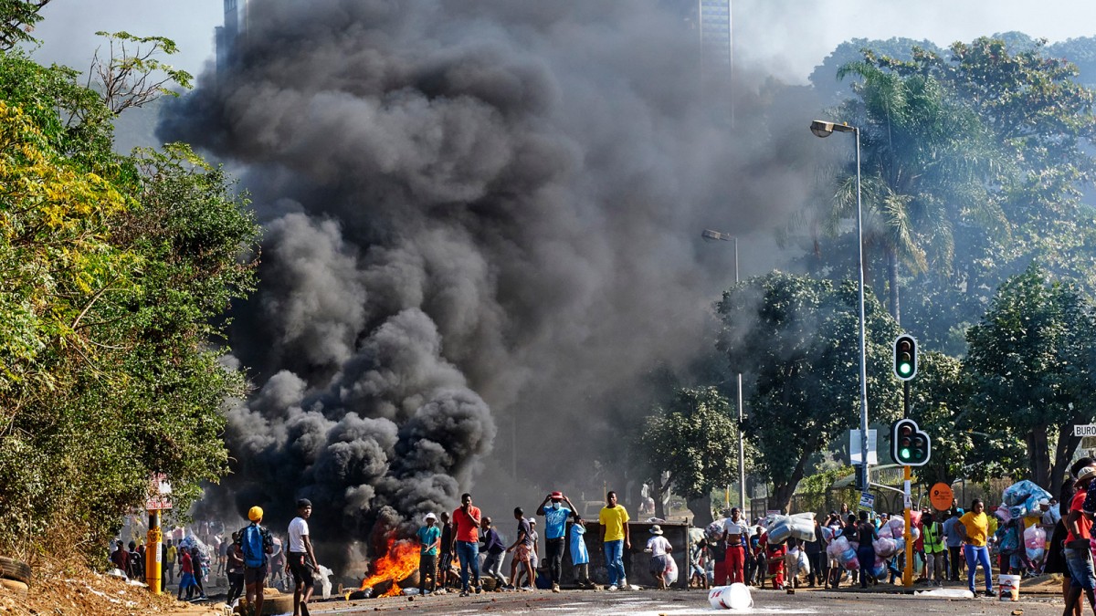 south-africa-zuma-riots-2