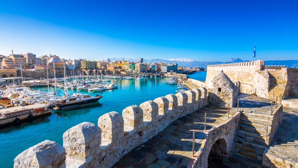 crete_irakleio_shutterstock_1015897336