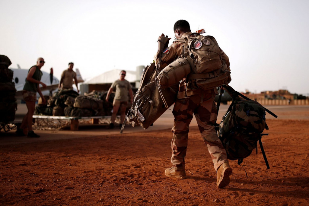 2021-09-19T140049Z_938627607_RC22TP9ECY02_RTRMADP_5_SAHEL-SECURITY-MALI-FRANCE-1024×683