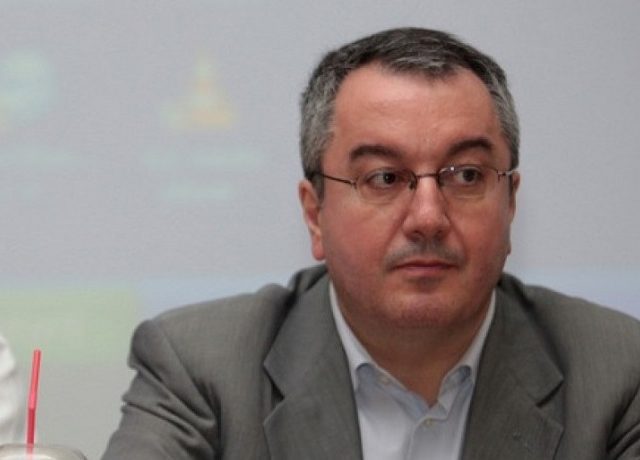 mosialos_ampe_12809549