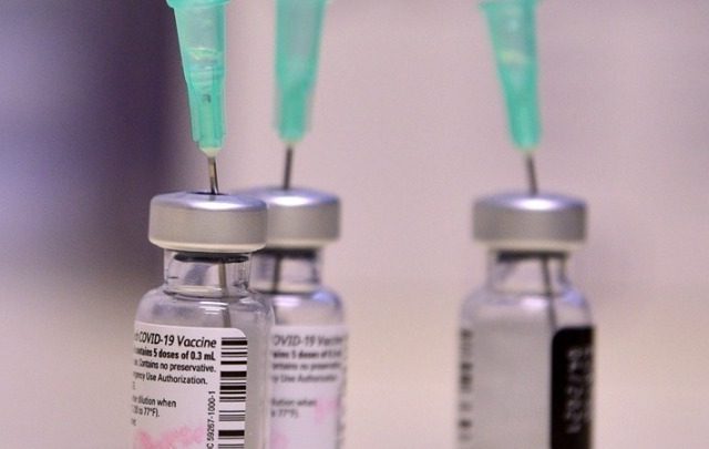 w08-150433w1683921vaccineslovenia