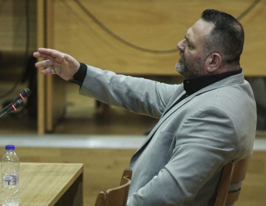 Giannis Lagos; golden dawn; trial; Γιάννης Λαγός; Χρυσή Αυγή; ακροδεξιά; ακροδεξιός; απολογία; δίκη; δικαστήριο; δικαστική αίθουσα;